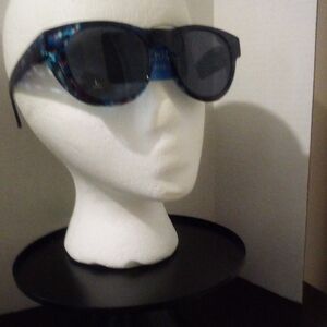 Stylish Black and Blue Sunglasses